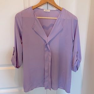 Women’s small lavender blouse